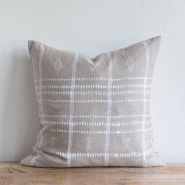 Pari on Natural/White Pillow, 22" x 22"
