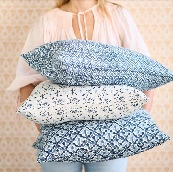 Sardinia Riviera Linen Cushion, 14" x 22"