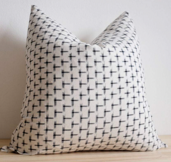 Lenox - Cream, 18" x 18"