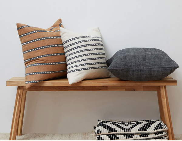 Dessie Pillow, 18" x 18"