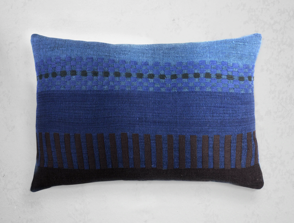 Amaro Pillow - Midnight, 12" x 18"