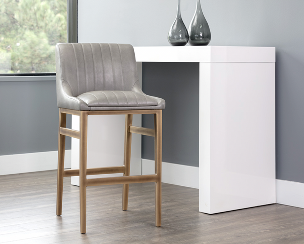 Halden Barstool, Bravo Metal