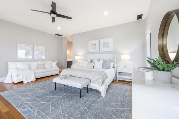 Harper Bed, Zuma White, King & Queen