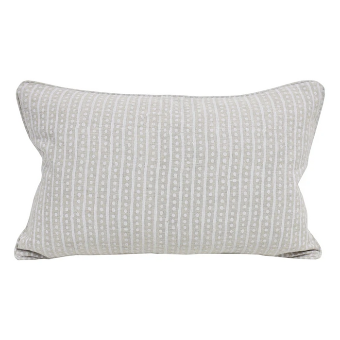 Hakuro Chalk Linen Cushion, 14" X 22"