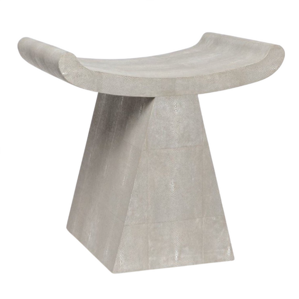 Annika Stool, Sand