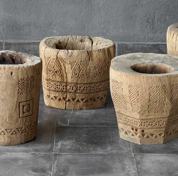 Carved Round Lesung