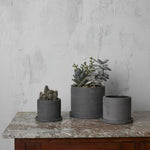 Easton Black Pot 7.5"